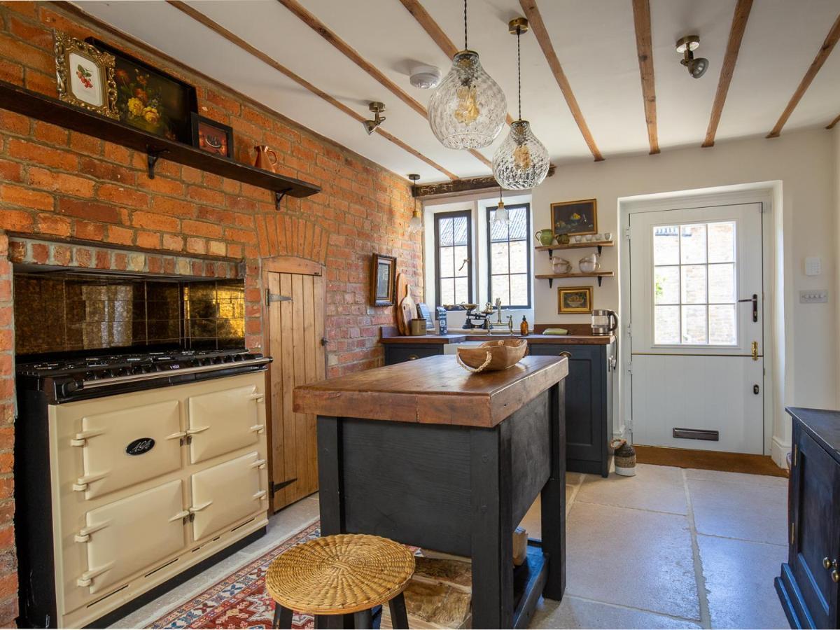 Little Oakley Cottage Sandford St Martin ภายนอก รูปภาพ