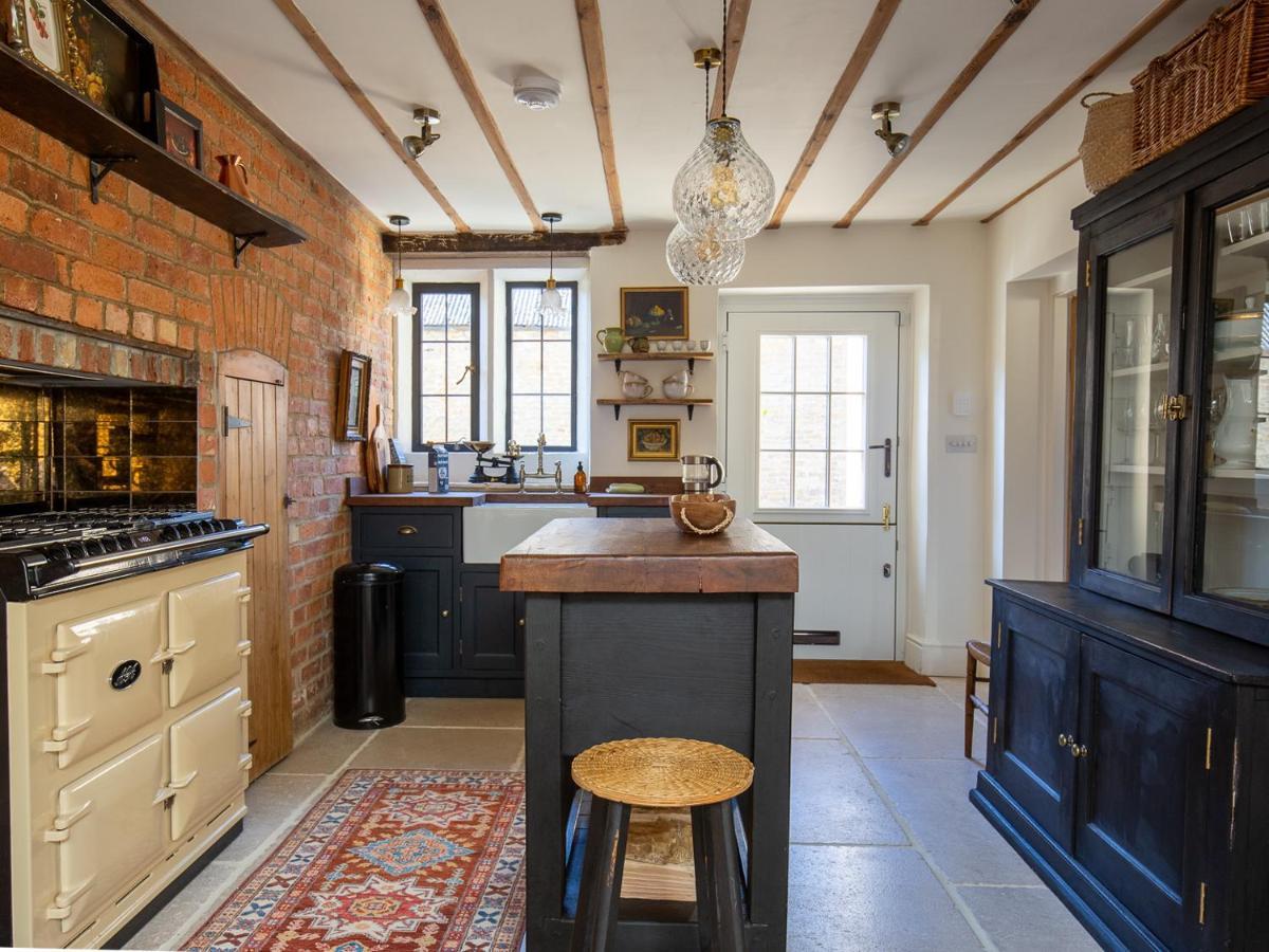 Little Oakley Cottage Sandford St Martin ภายนอก รูปภาพ